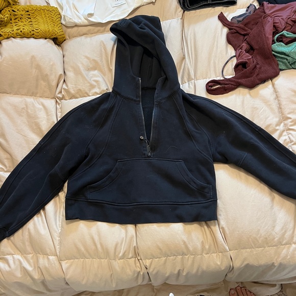 lululemon athletica Tops - Lululemon Black Oversized Cropped Puff Sleeve Hoodie